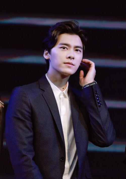 最新爆料李易峰泰国,揭秘明星跨国之旅背后的故事  第3张 最新爆料李易峰泰国,揭秘明星跨国之旅背后的故事  第3张